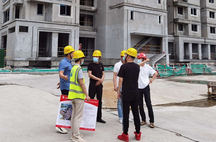 張世東先后前往公司杭州、蘇州、無錫三地房建項目檢查指導安全生產(chǎn)工作