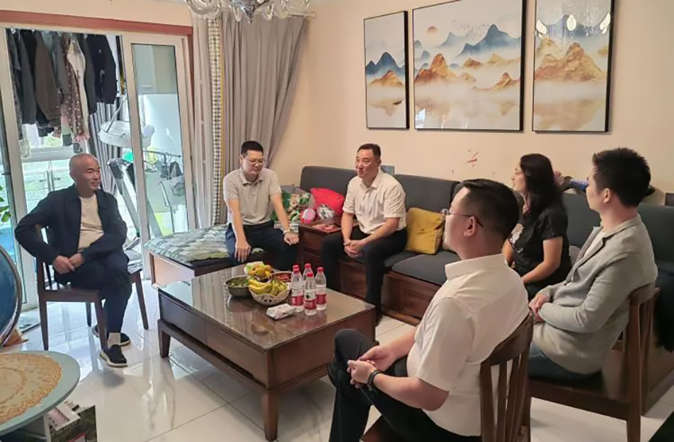 常吹廉潔風(fēng) 當好廉內(nèi)助 公司持續(xù)開展廉政家訪