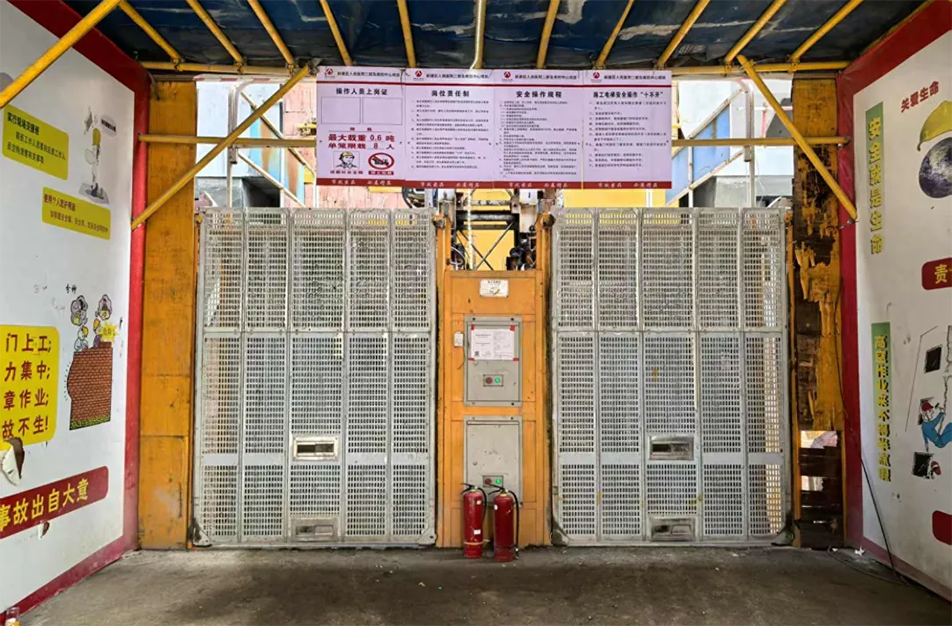 南昌市政建設(shè)集團有限公司緊急開展強對流天氣專項安全檢查，全面排查設(shè)備加固、用電安全、排水防澇及應(yīng)急物資，筑牢極端天氣施工安全防線